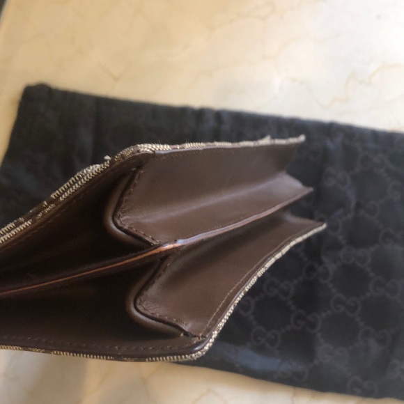 Gucci handbag - Picture 4 of 8